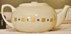 beigeteapot003